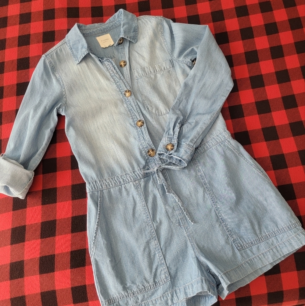 Harper Heritage Chambray Denim Romper - Picture 2 of 12